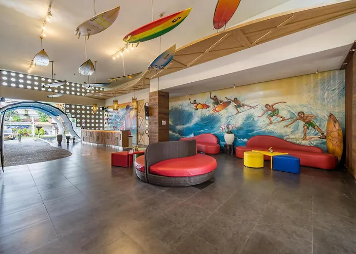 فندق Bliss Surfer 4*